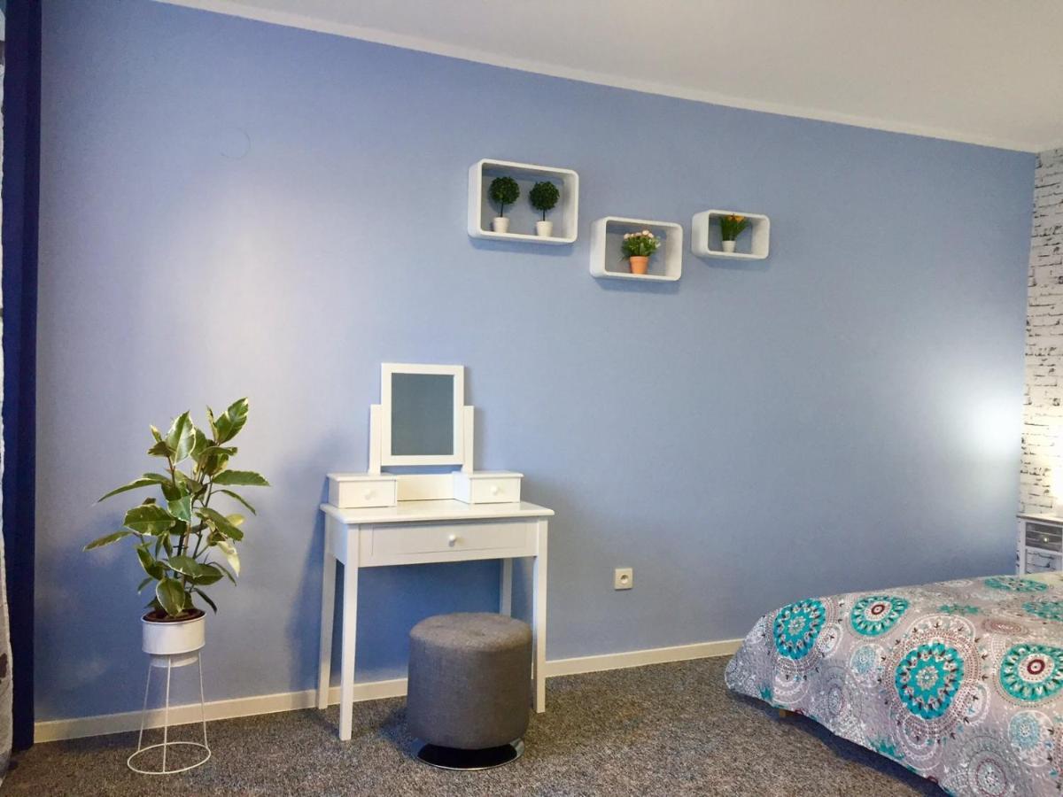 Apartments Friendly Family In The City Center Ceske Budejovice Exterior foto