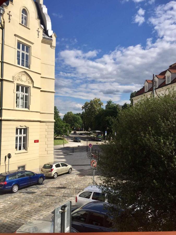 Apartments Friendly Family In The City Center Ceske Budejovice Exterior foto