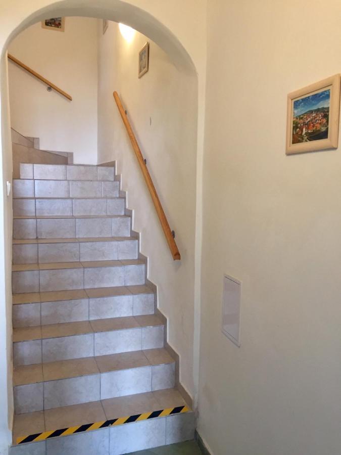 Apartments Friendly Family In The City Center Ceske Budejovice Exterior foto